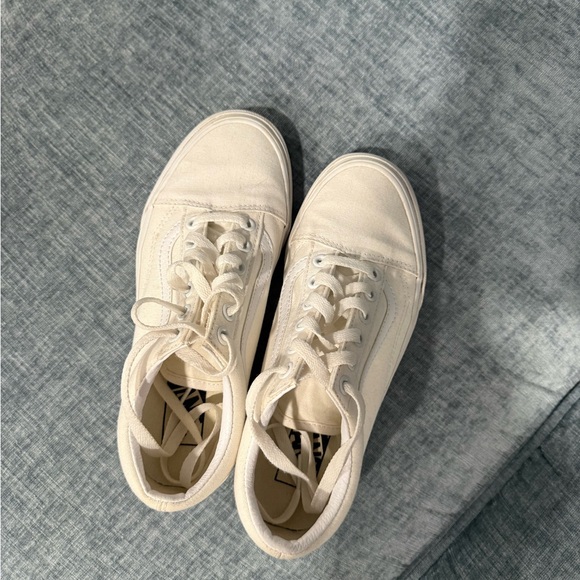 Vans - Picture 5 of 5